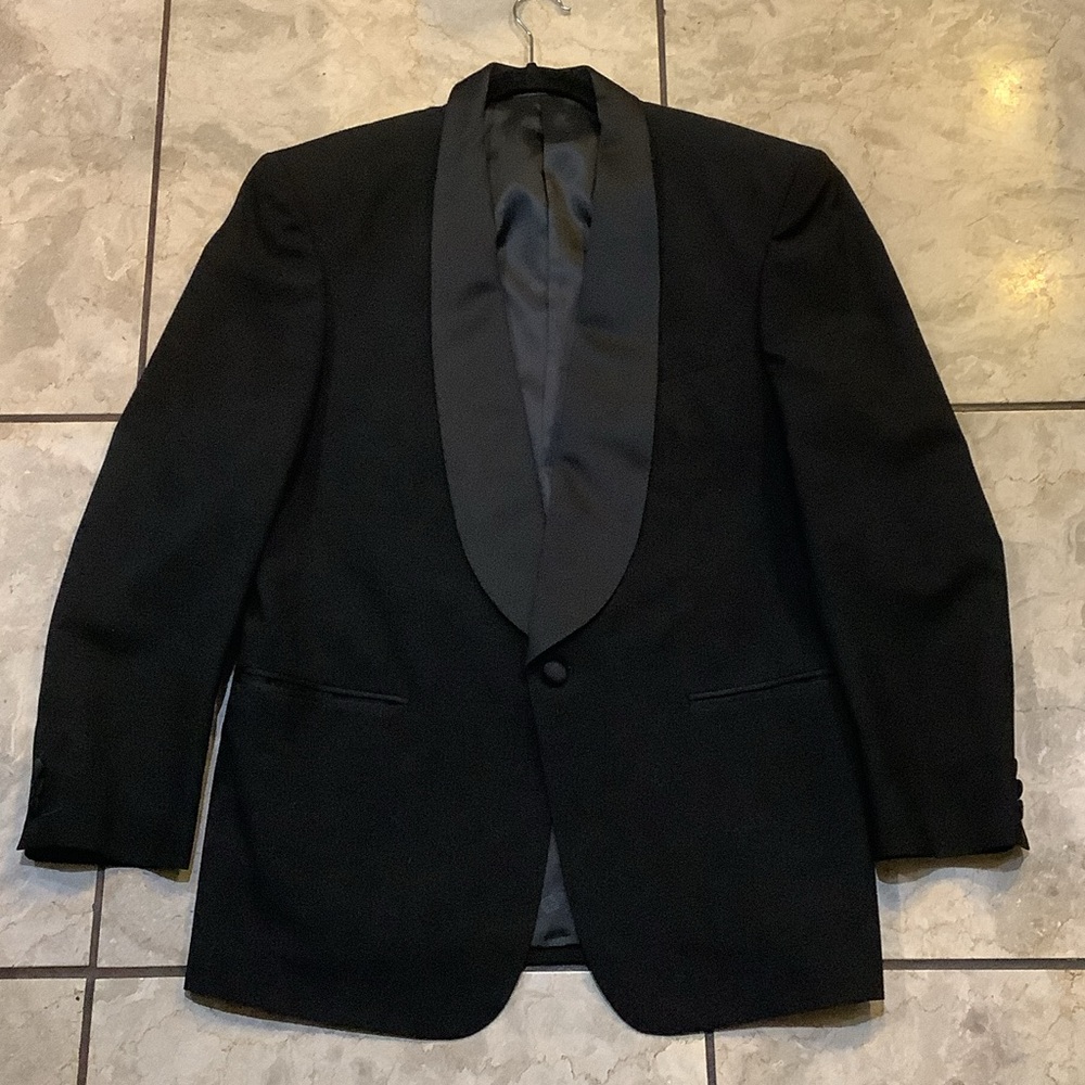 Classic Black Shawl Lapel Tuxedo Jacket